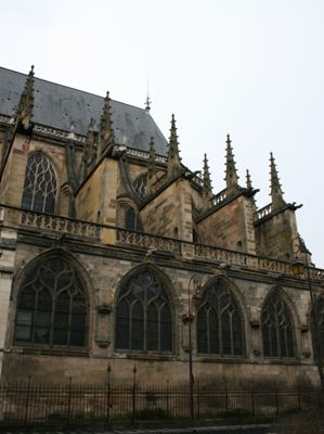 Le chevet gothique flamboyant de l'ancienne collégiale Notre-Dame de Moulins (1475-1478, © Bruel).