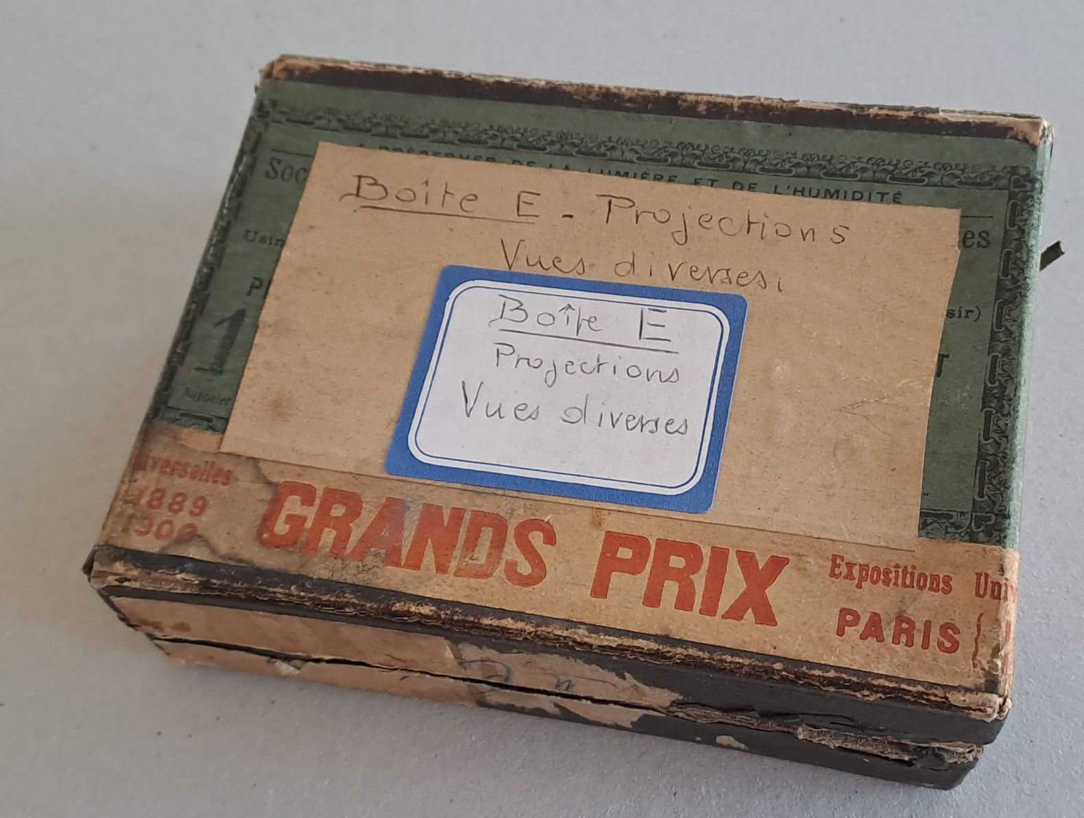 Une des boites de calques de projection