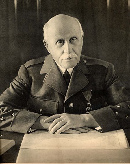Le maréchal Pétain, fonds Crépin-Leblond (AD 03, 69 J 68)