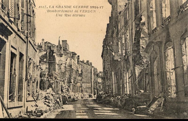 Images de ruines des régions dévastées - ©Familles d'Amédée Restituito Dagon, Michard